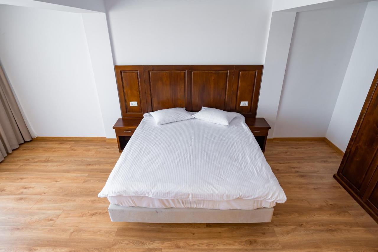 Voyager Hotel Năvodari Екстериор снимка
