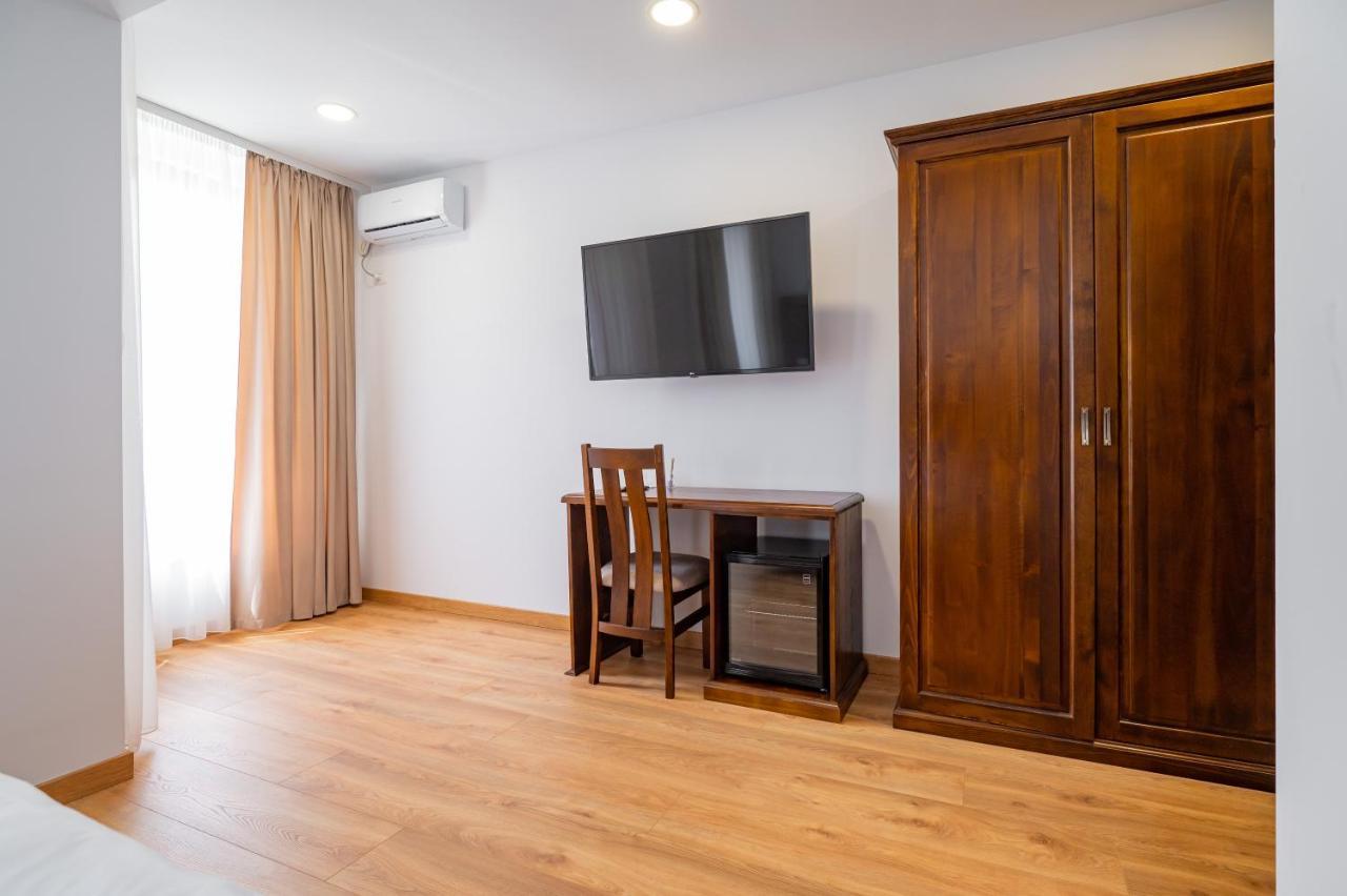 Voyager Hotel Năvodari Екстериор снимка